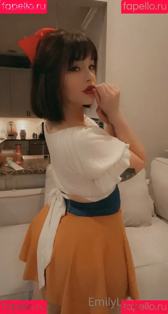 Emily Lynne / MyFreeCams / https: / theemilylynne / themilylynne Onlyfans Photo Gallery 