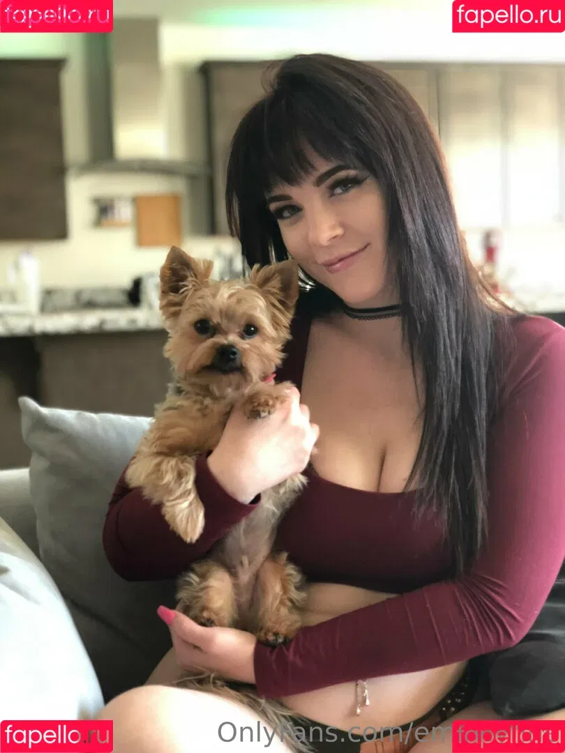 Emily Lynne / MyFreeCams / https: / theemilylynne / themilylynne Onlyfans Photo Gallery 