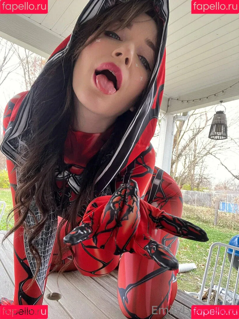 Emily Lynne / MyFreeCams / https: / theemilylynne / themilylynne Onlyfans Photo Gallery 