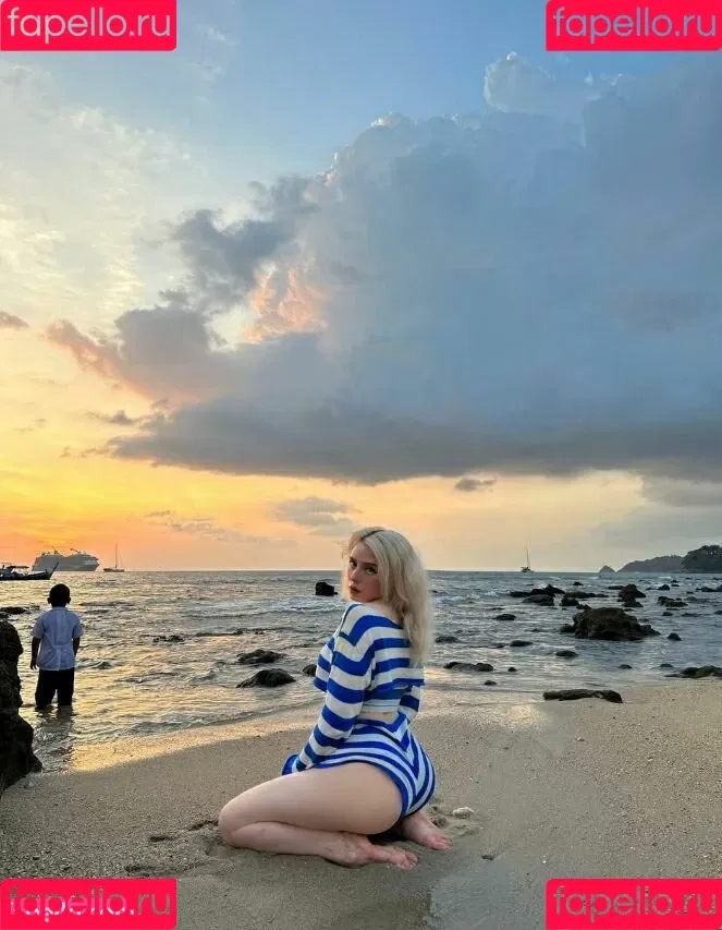 Sveta Sollar / Svetа Sollar / svetasollar Onlyfans Photo Gallery 