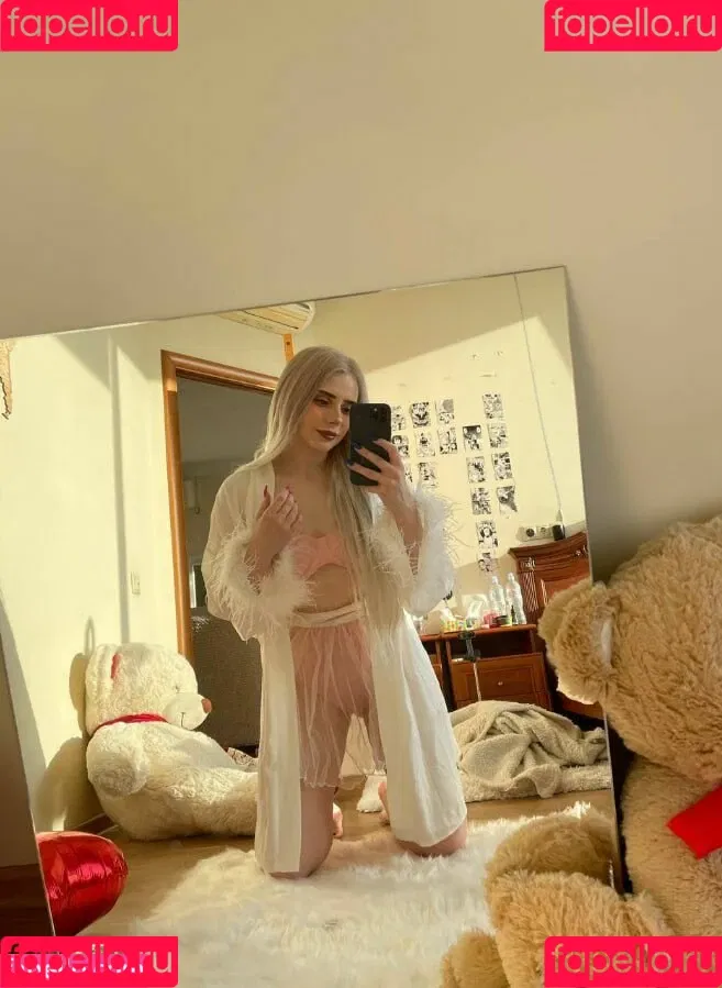Sveta Sollar / Svetа Sollar / svetasollar Onlyfans Photo Gallery 