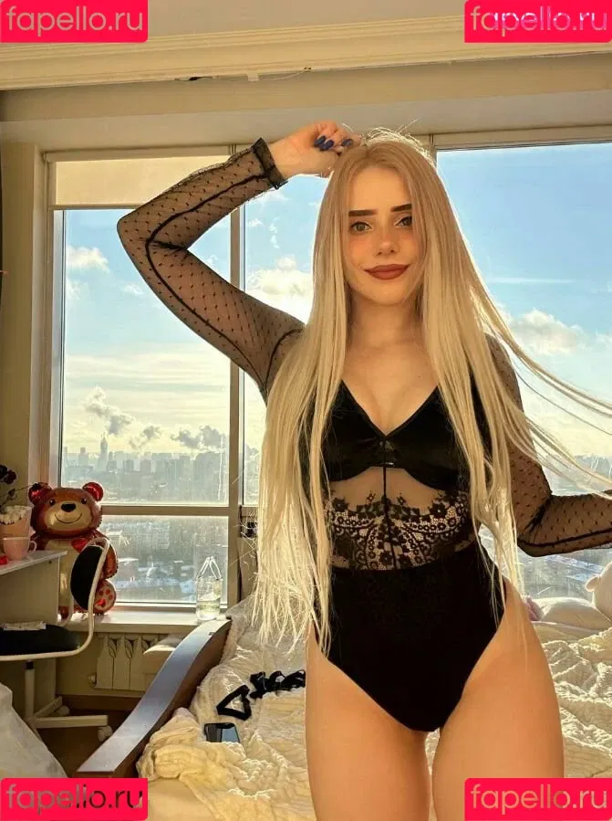 Sveta Sollar / Svetа Sollar / svetasollar Onlyfans Photo Gallery 