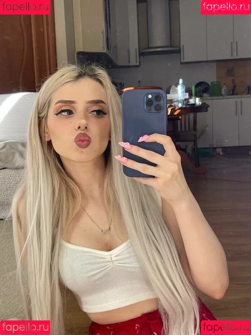 Sveta Sollar / Svetа Sollar / svetasollar Onlyfans Photo Gallery 