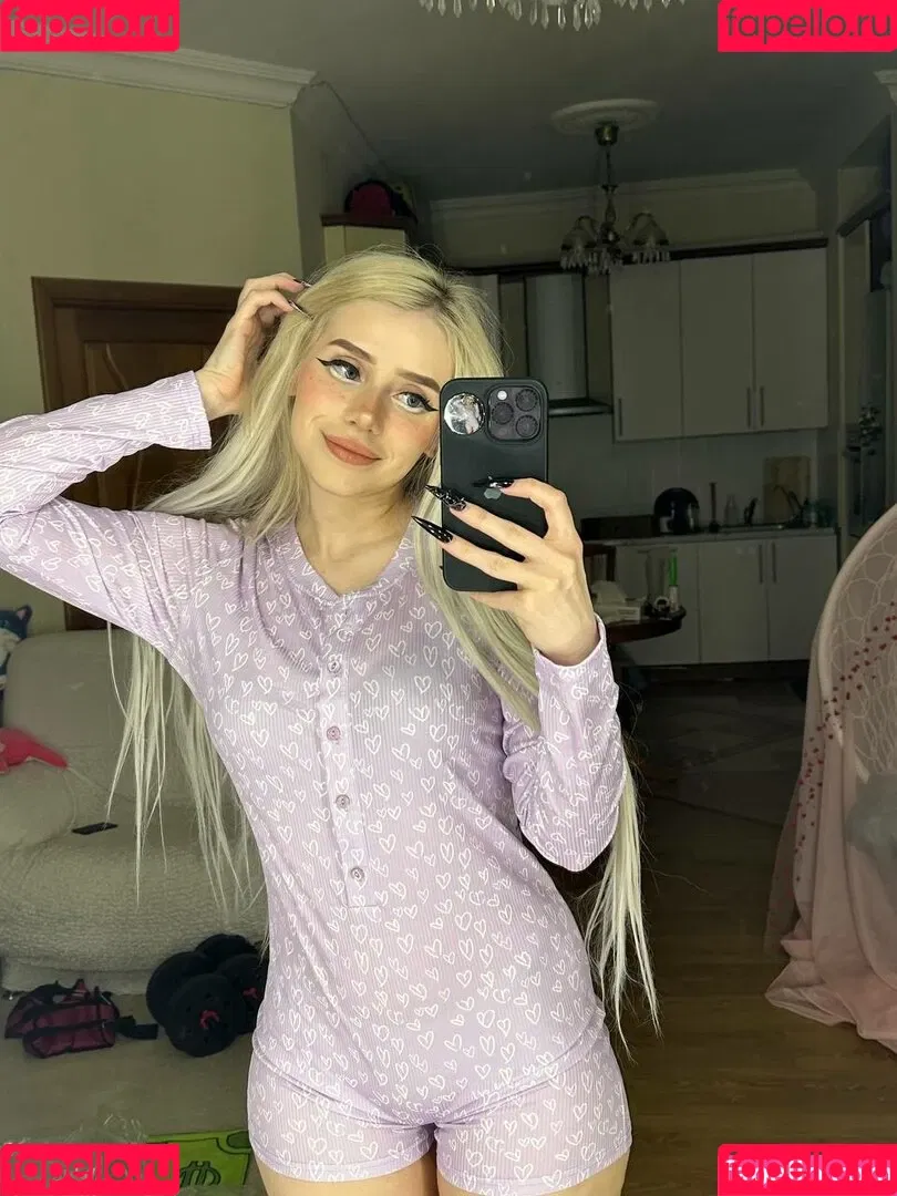 Sveta Sollar / Svetа Sollar / svetasollar Onlyfans Photo Gallery 