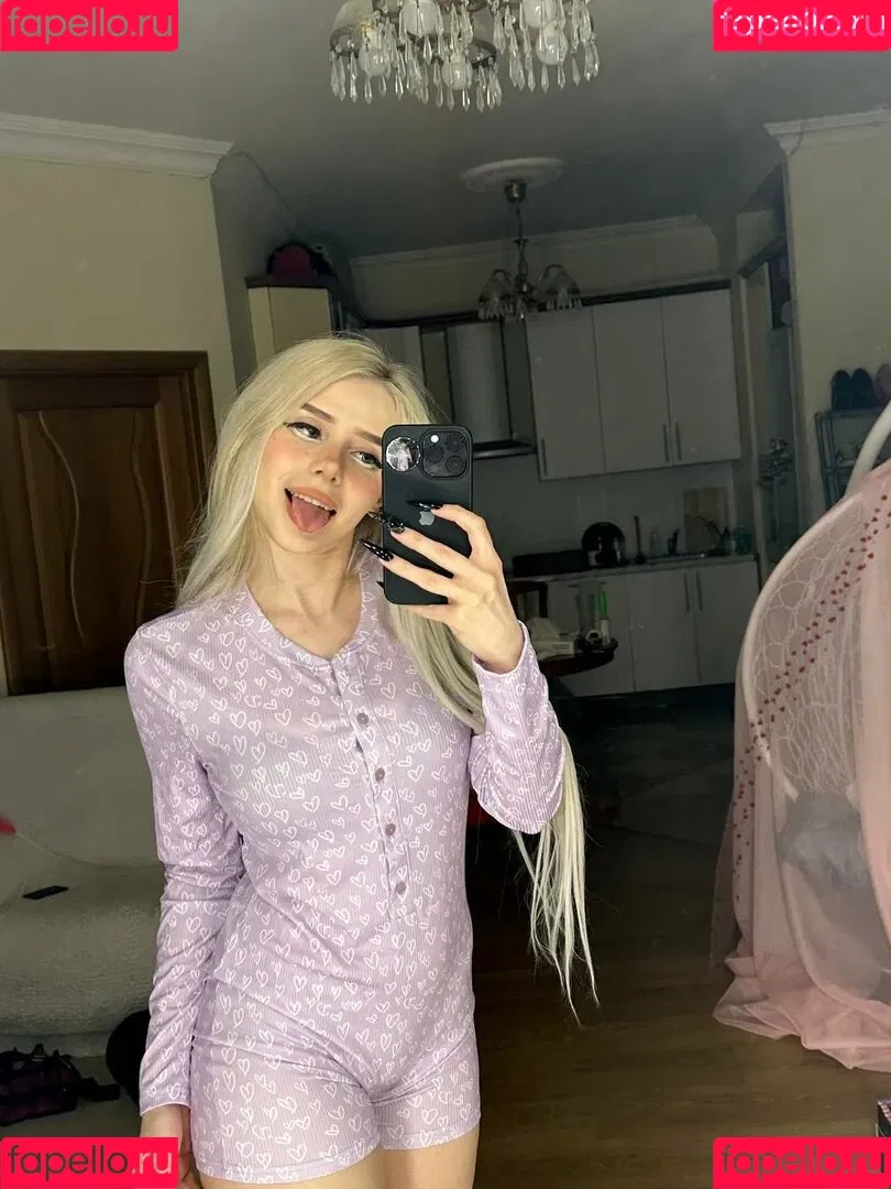 Sveta Sollar / Svetа Sollar / svetasollar Onlyfans Photo Gallery 