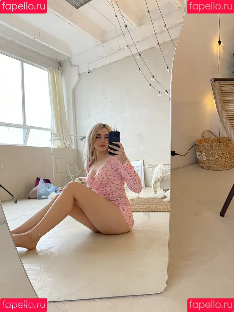 Sveta Sollar / Svetа Sollar / svetasollar Onlyfans Photo Gallery 