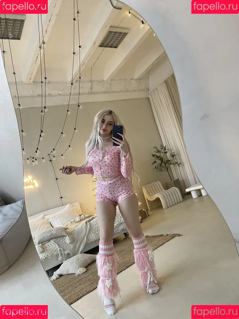 Sveta Sollar / Svetа Sollar / svetasollar Onlyfans Photo Gallery 