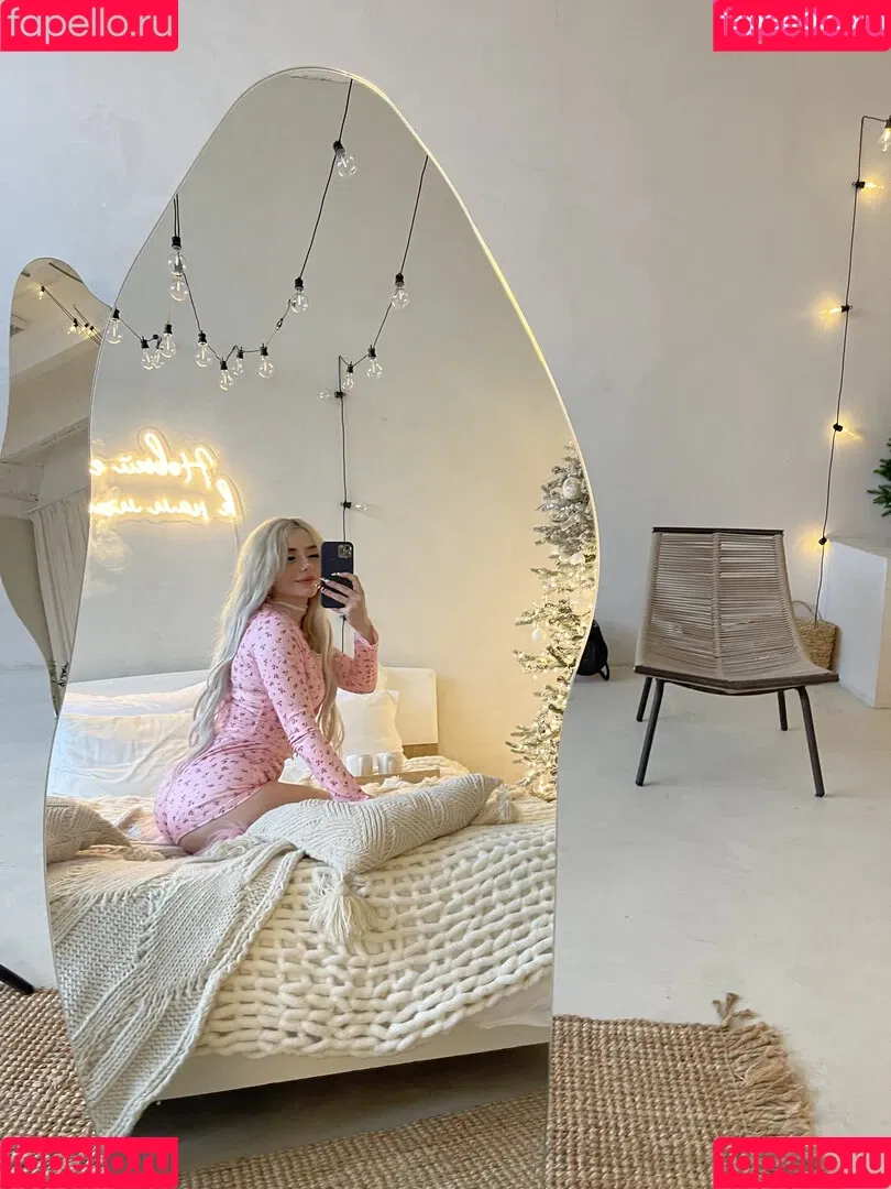 Sveta Sollar / Svetа Sollar / svetasollar Onlyfans Photo Gallery 