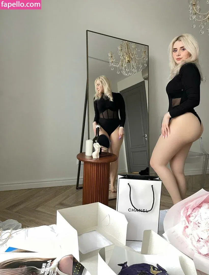 Sveta Sollar / Svetа Sollar / svetasollar Onlyfans Photo Gallery 