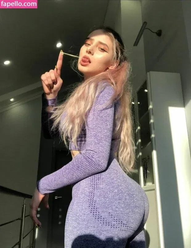 Sveta Sollar / Svetа Sollar / svetasollar Onlyfans Photo Gallery 