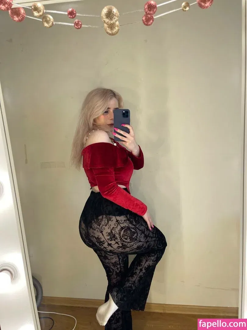 Sveta Sollar / Svetа Sollar / svetasollar Onlyfans Photo Gallery 