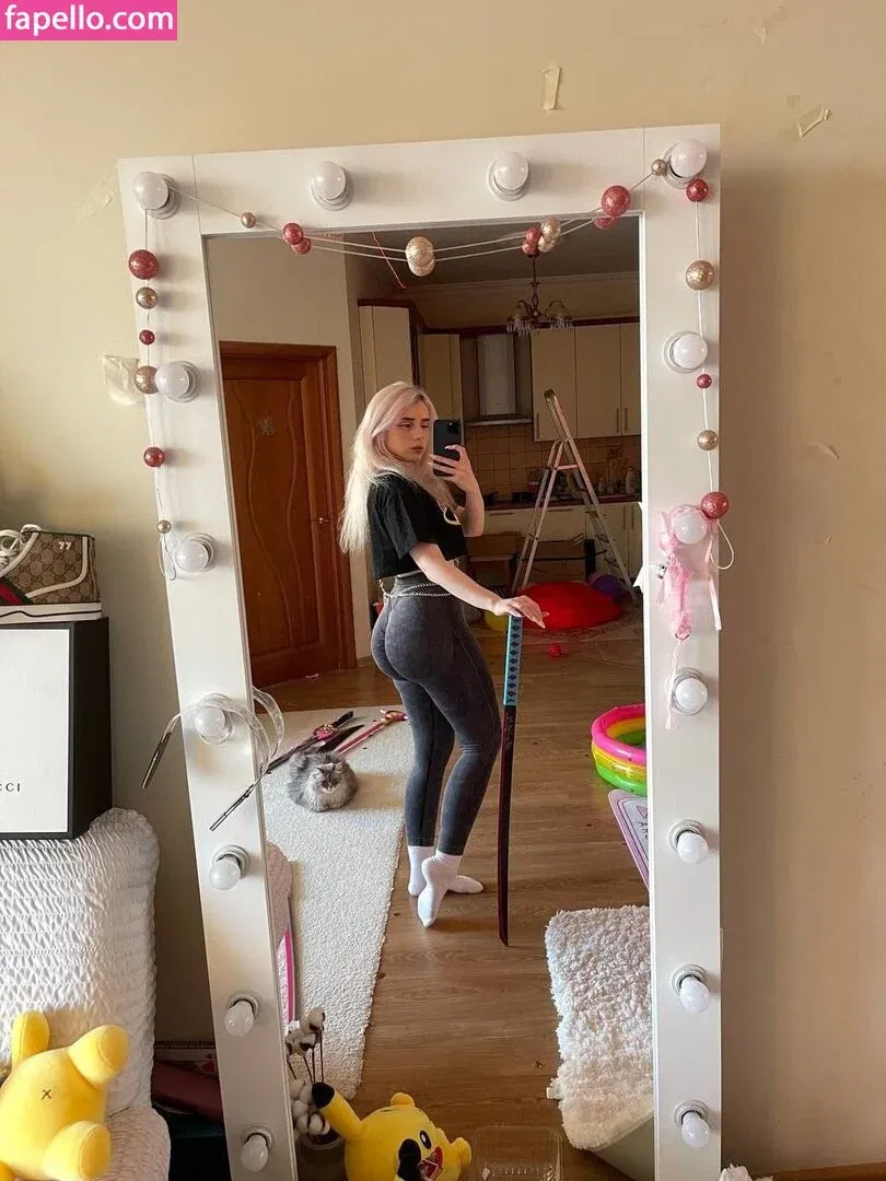 Sveta Sollar / Svetа Sollar / svetasollar Onlyfans Photo Gallery 