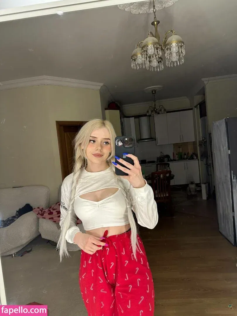 Sveta Sollar / Svetа Sollar / svetasollar Onlyfans Photo Gallery 