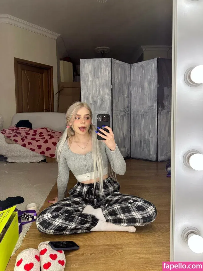 Sveta Sollar / Svetа Sollar / svetasollar Onlyfans Photo Gallery 