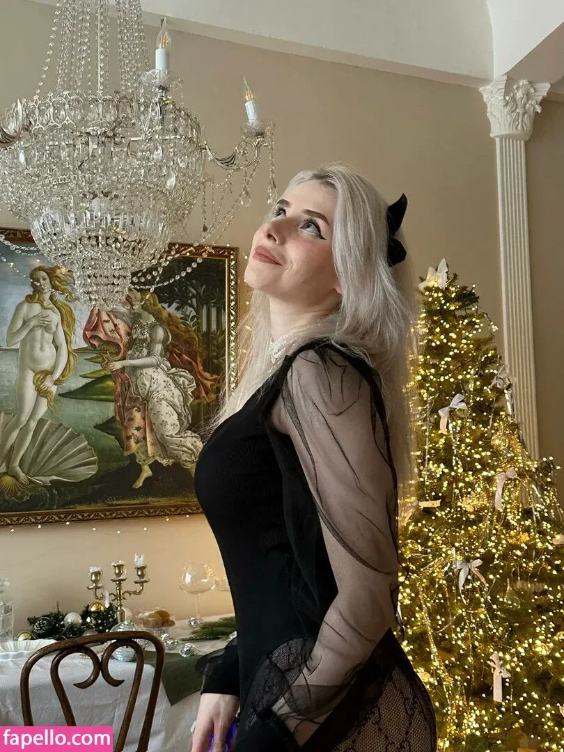 Sveta Sollar / Svetа Sollar / svetasollar Onlyfans Photo Gallery 