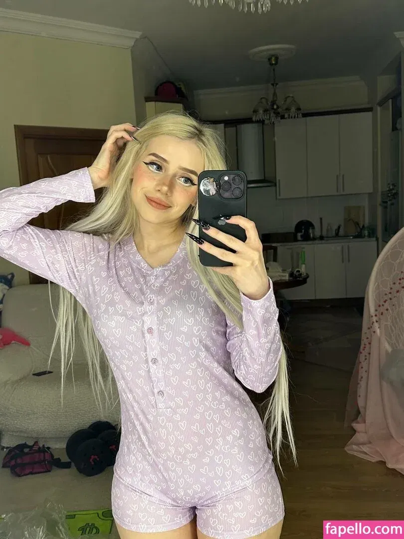 Sveta Sollar / Svetа Sollar / svetasollar Onlyfans Photo Gallery 