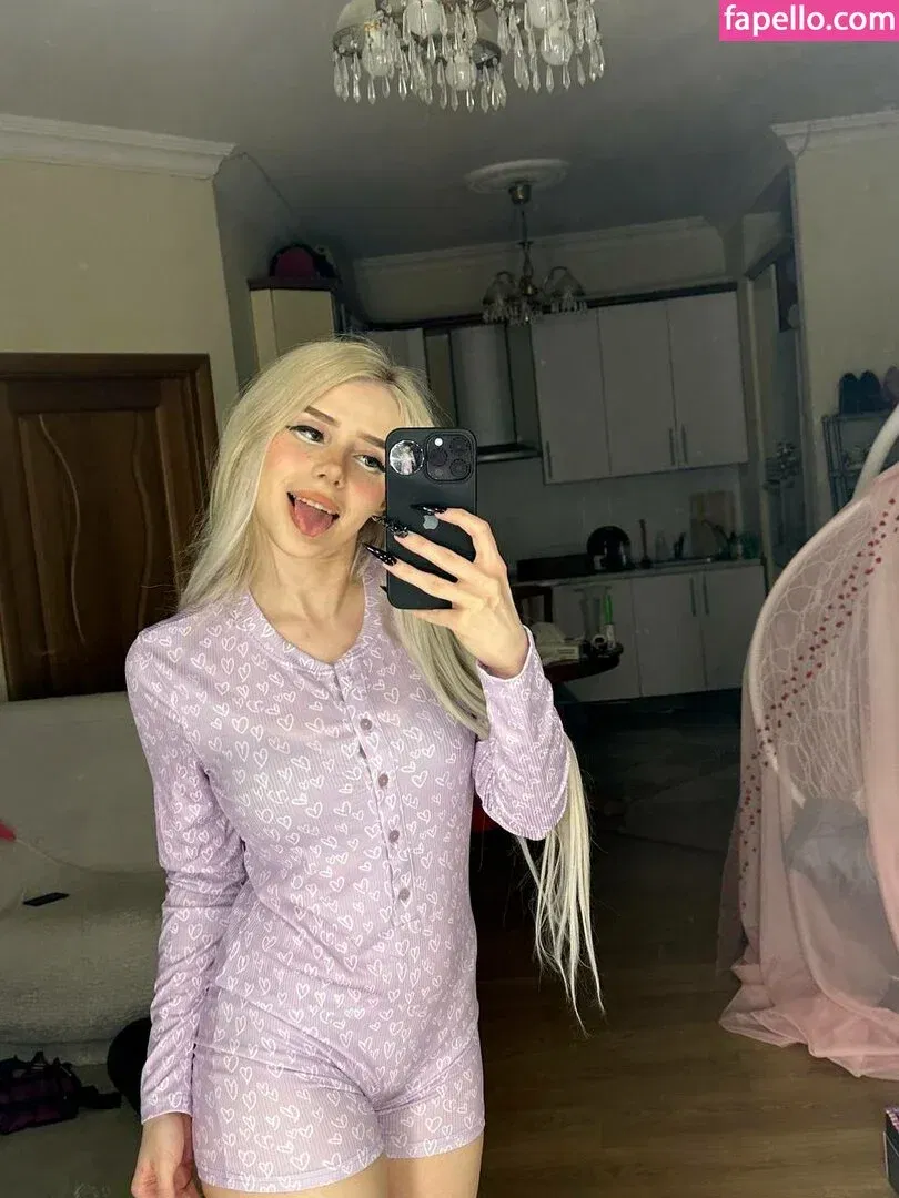 Sveta Sollar / Svetа Sollar / svetasollar Onlyfans Photo Gallery 