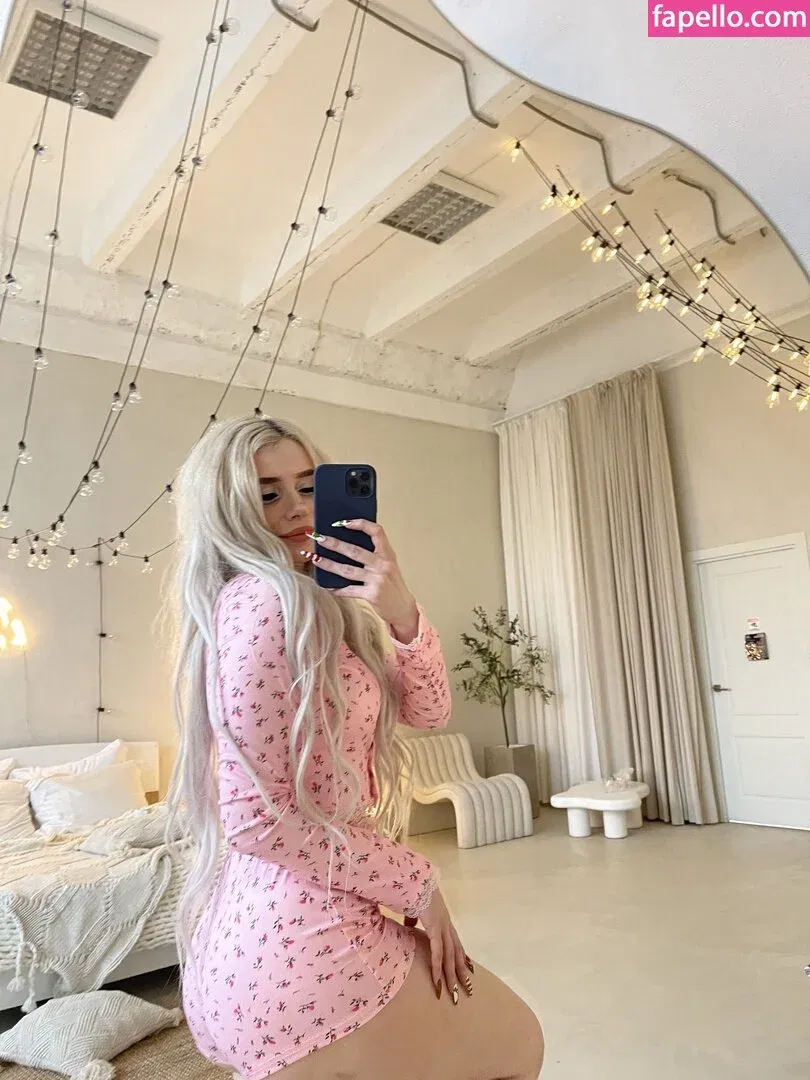 Sveta Sollar / Svetа Sollar / svetasollar Onlyfans Photo Gallery 