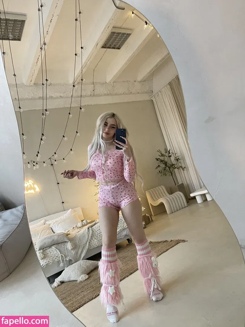 Sveta Sollar / Svetа Sollar / svetasollar Onlyfans Photo Gallery 