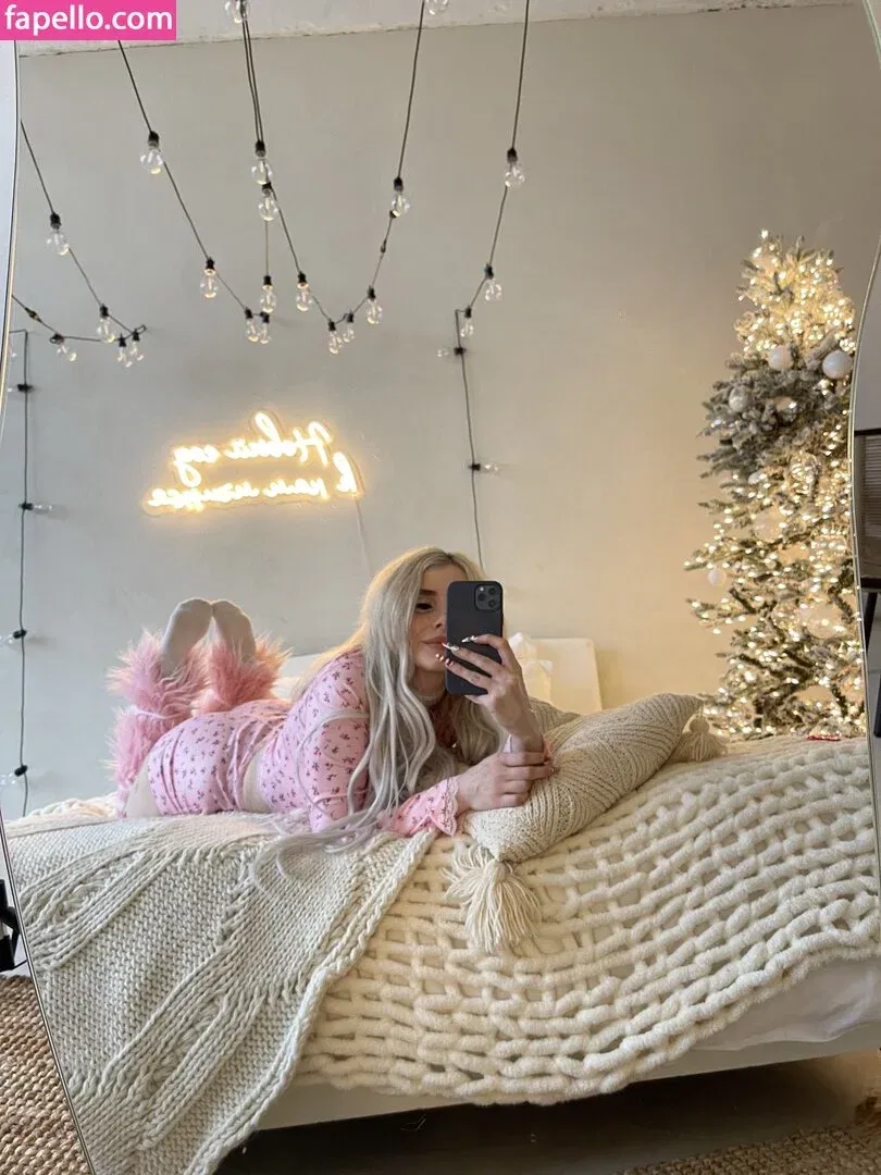 Sveta Sollar / Svetа Sollar / svetasollar Onlyfans Photo Gallery 