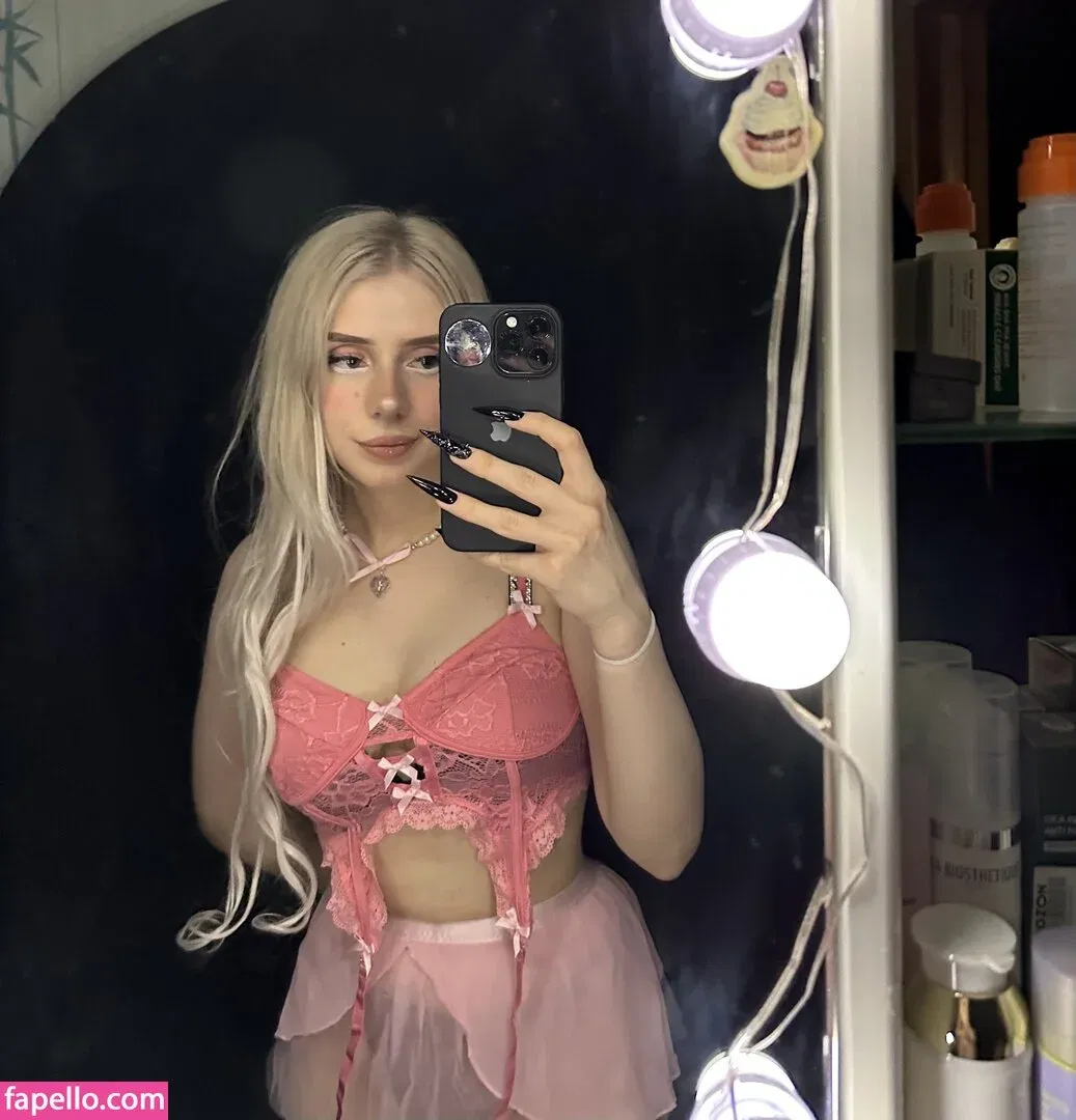 Sveta Sollar / Svetа Sollar / svetasollar Onlyfans Photo Gallery 