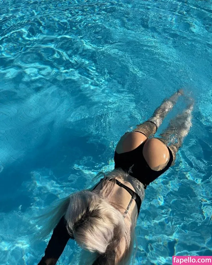 Sveta Sollar / Svetа Sollar / svetasollar Onlyfans Photo Gallery 