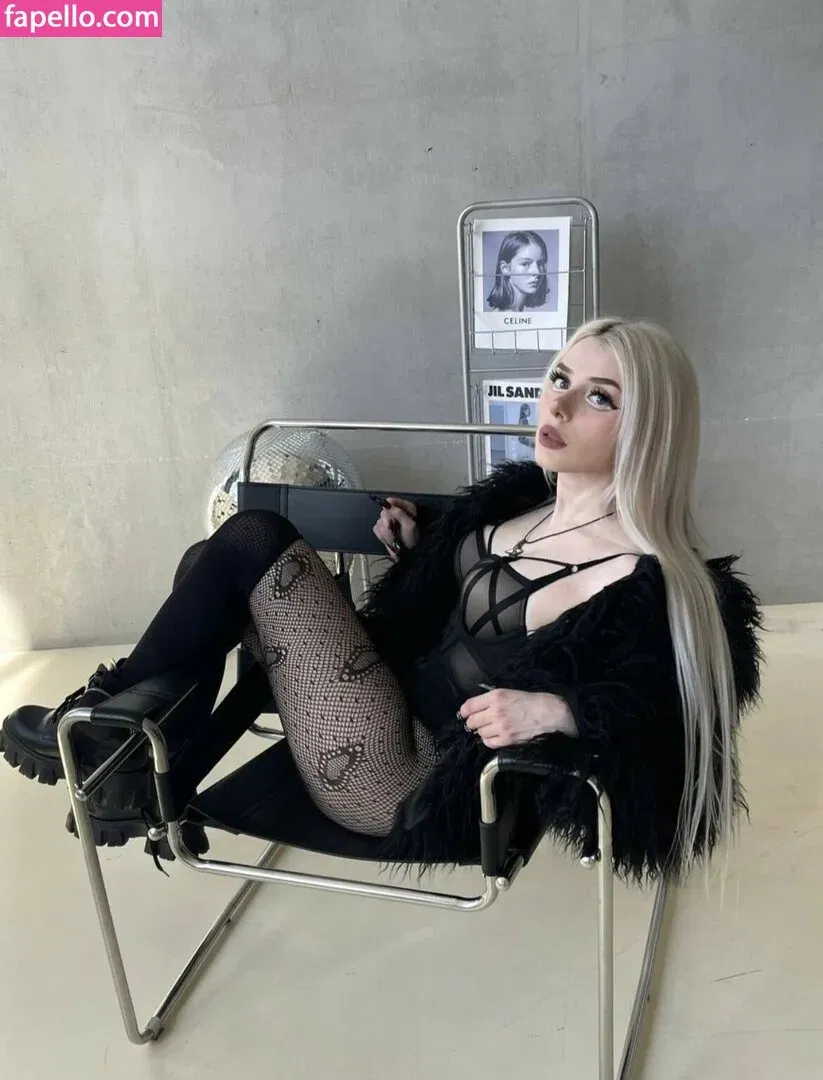 Sveta Sollar / Svetа Sollar / svetasollar Onlyfans Photo Gallery 