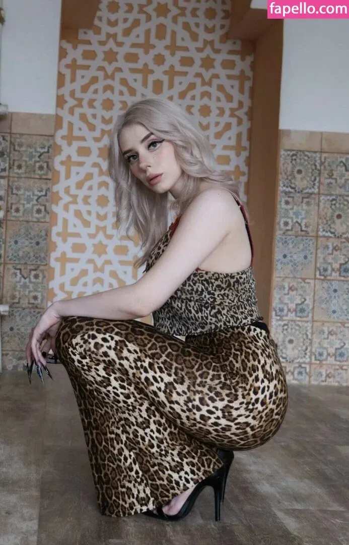 Sveta Sollar / Svetа Sollar / svetasollar Onlyfans Photo Gallery 