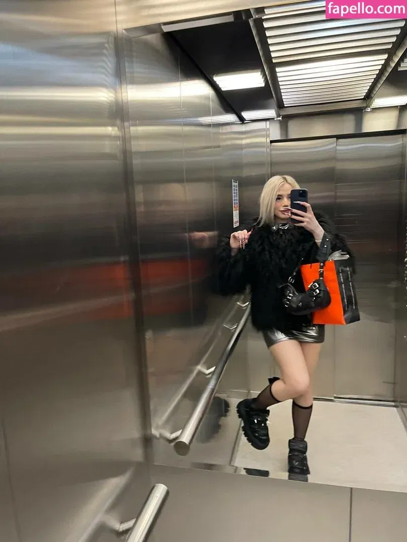 Sveta Sollar / Svetа Sollar / svetasollar Onlyfans Photo Gallery 