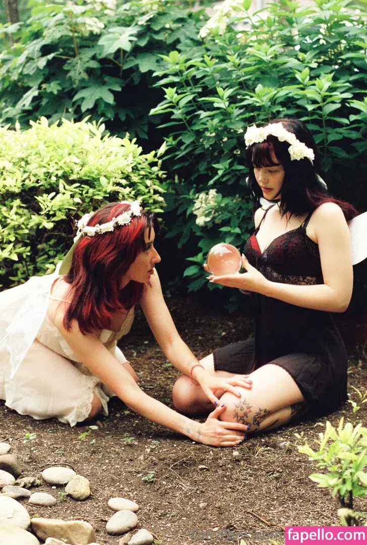 lilannefreak Onlyfans Photo Gallery 