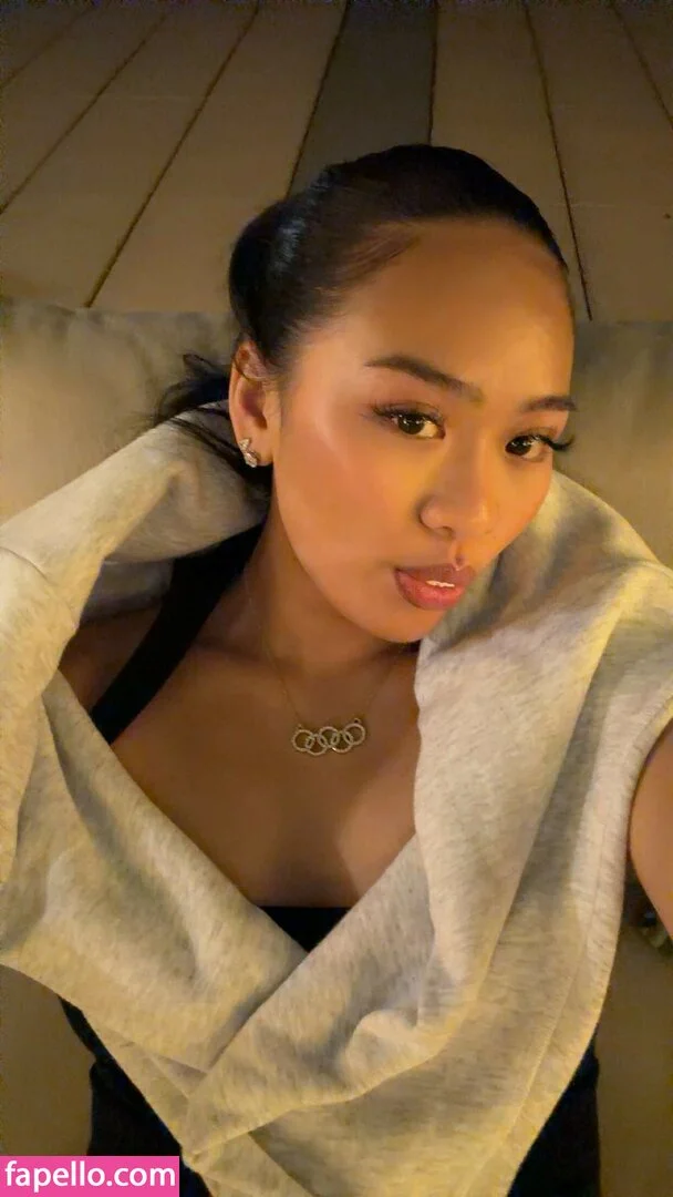 Suni Lee / sunisalee / u144353206 Onlyfans Photo Gallery 