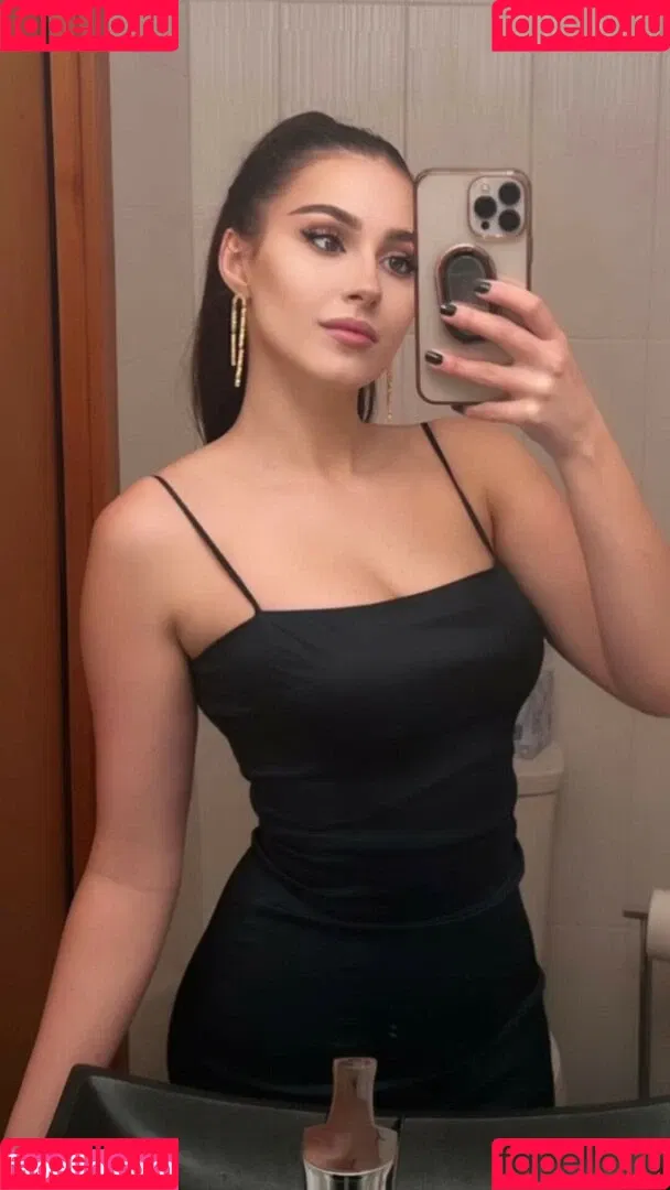 Palmbee / juju_666_ / palmbaee / palmbeee Onlyfans Photo Gallery 