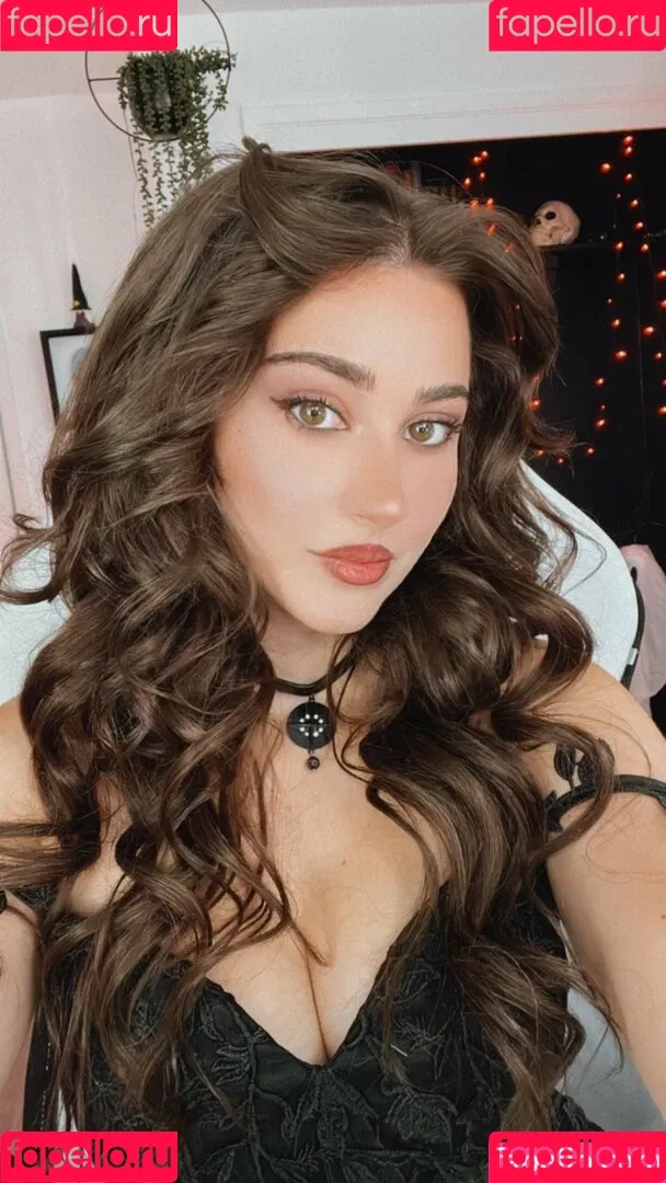 Palmbee / juju_666_ / palmbaee / palmbeee Onlyfans Photo Gallery 