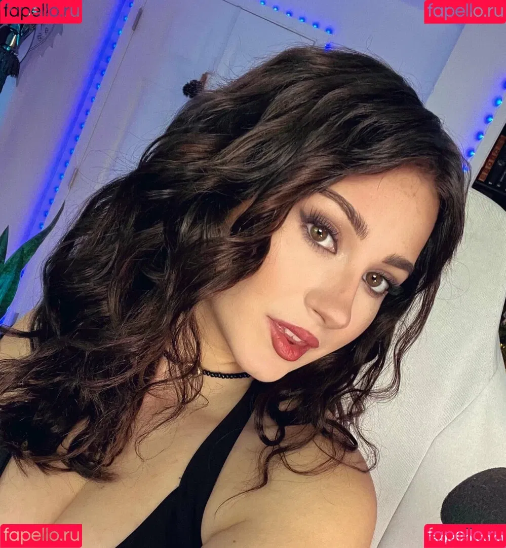Palmbee / juju_666_ / palmbaee / palmbeee Onlyfans Photo Gallery 