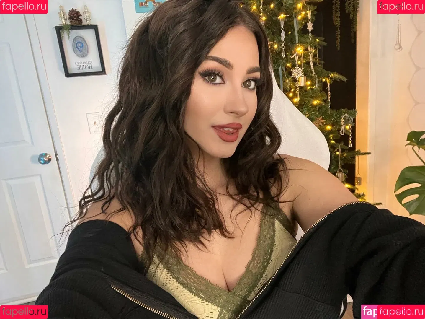 Palmbee / juju_666_ / palmbaee / palmbeee Onlyfans Photo Gallery 