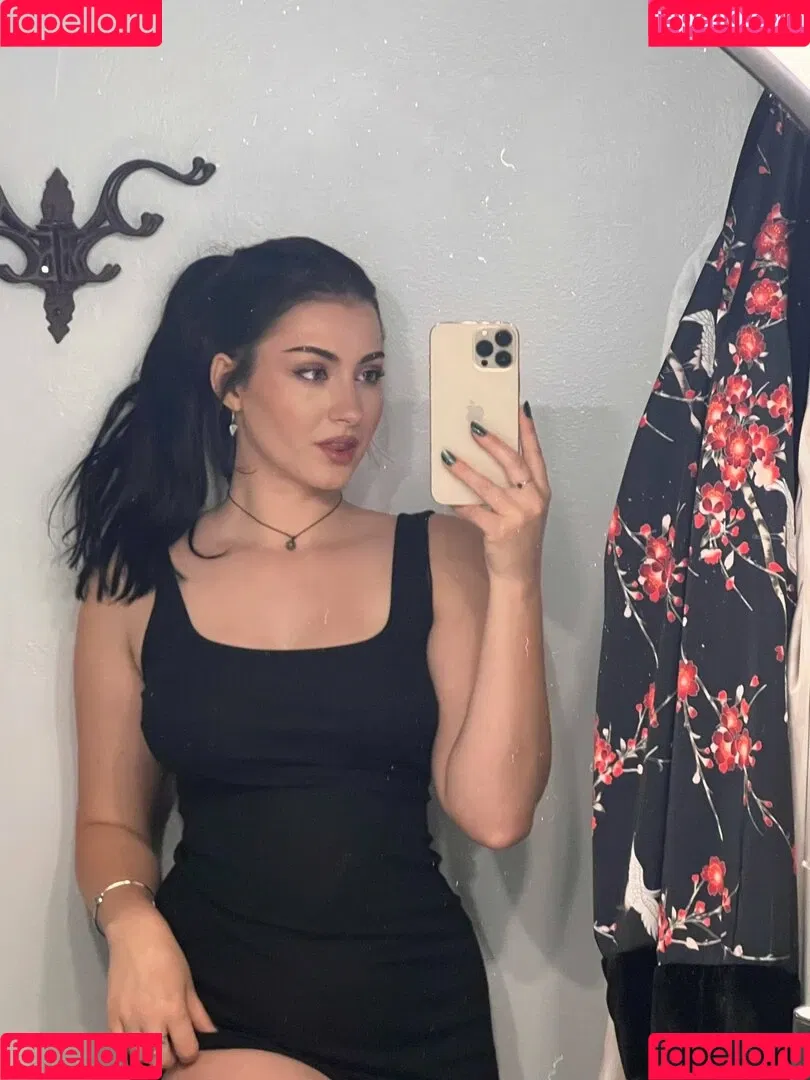 Palmbee / juju_666_ / palmbaee / palmbeee Onlyfans Photo Gallery 