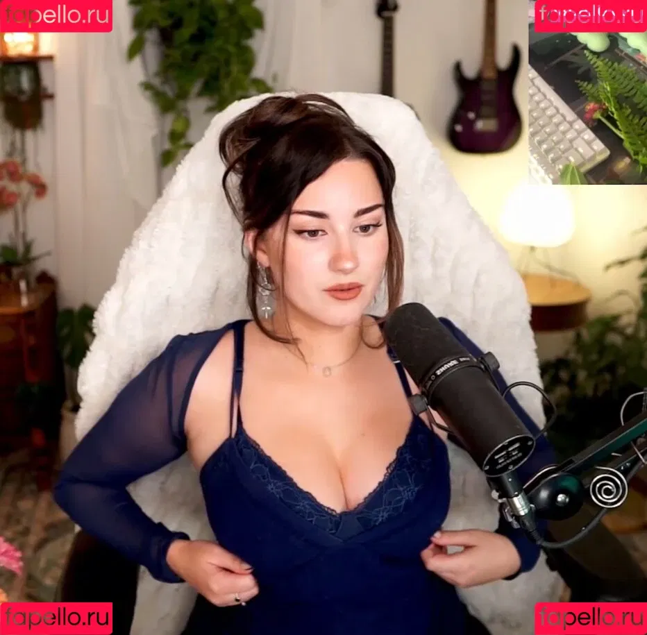 Palmbee / juju_666_ / palmbaee / palmbeee Onlyfans Photo Gallery 