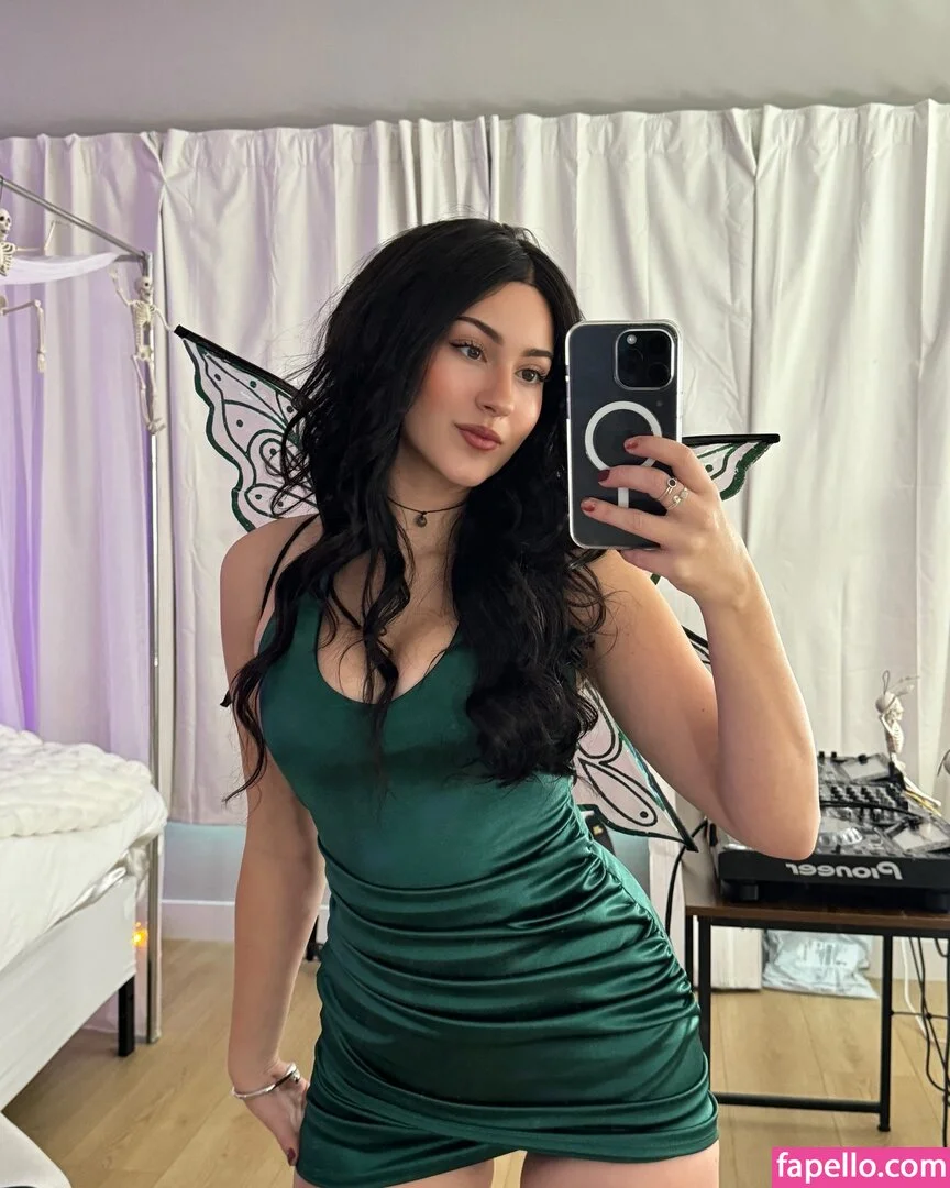 Palmbee / juju_666_ / palmbaee / palmbeee Onlyfans Photo Gallery 