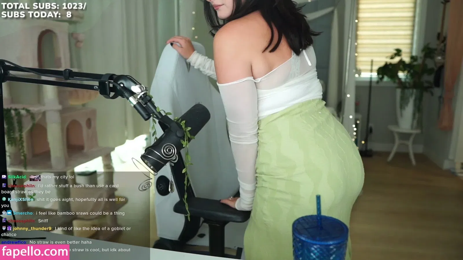 Palmbee / juju_666_ / palmbaee / palmbeee Onlyfans Photo Gallery 