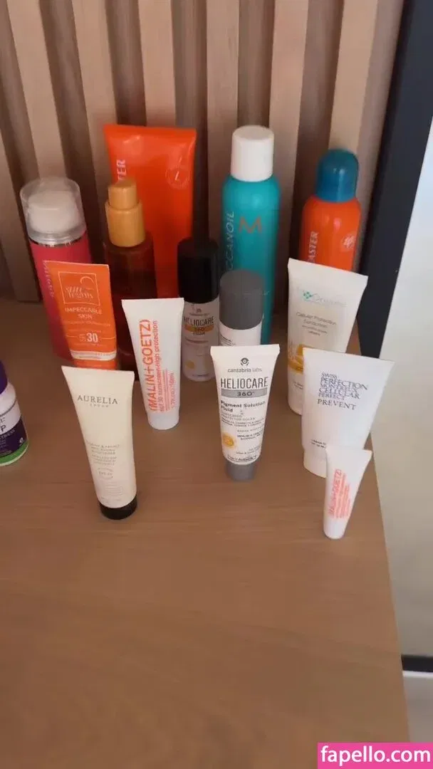 Lisa Snowdon / lisa_snowdon Onlyfans Photo Gallery 