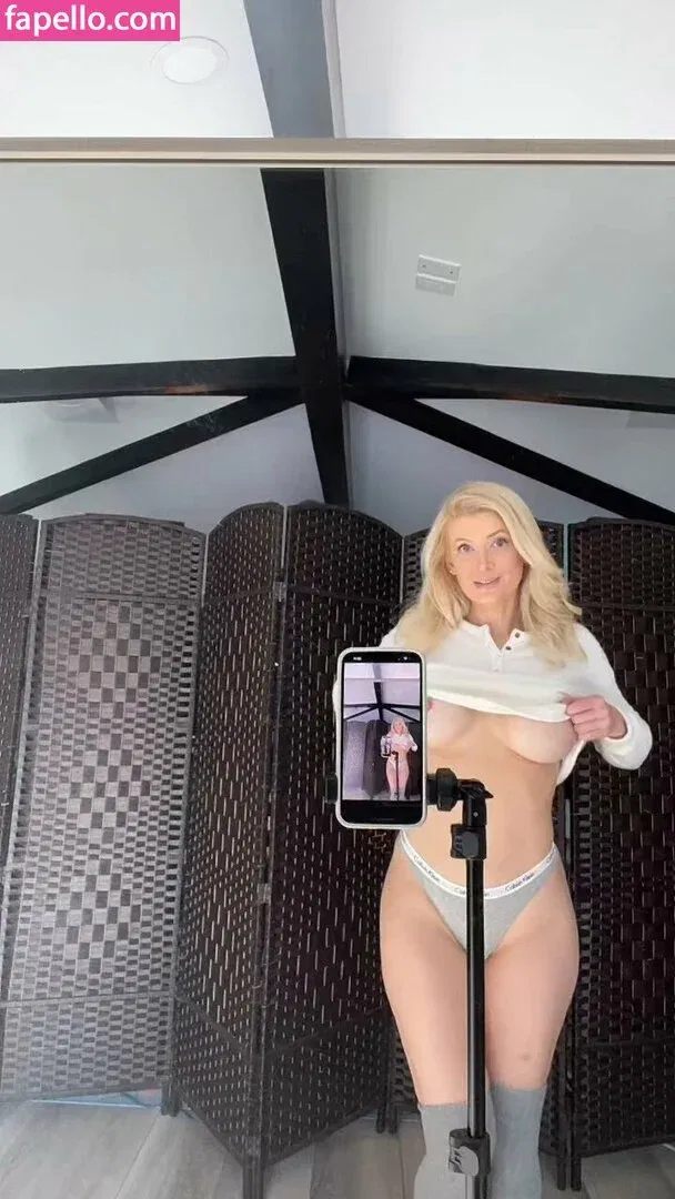 asmr.maddy / asmrmaddy Onlyfans Photo Gallery 