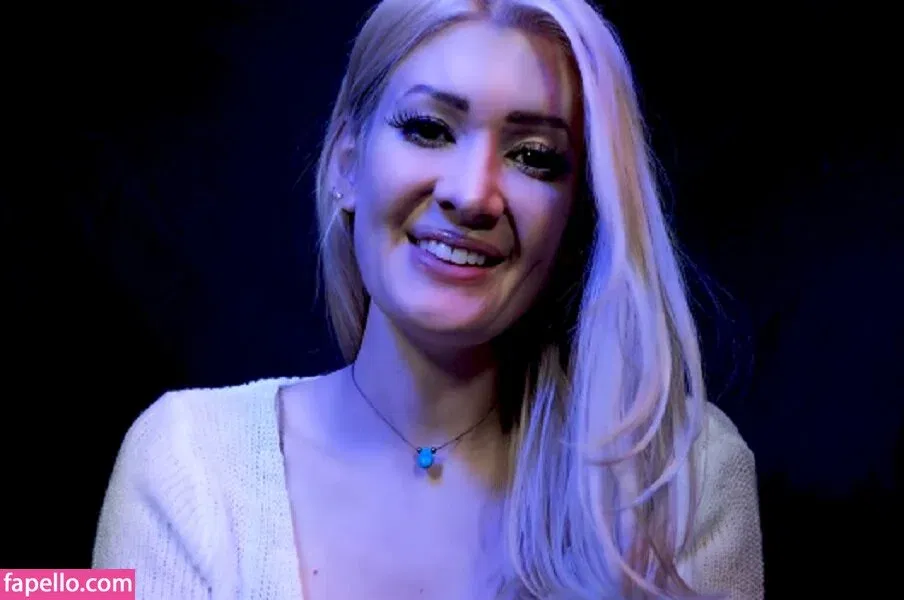 asmr.maddy / asmrmaddy Onlyfans Photo Gallery 