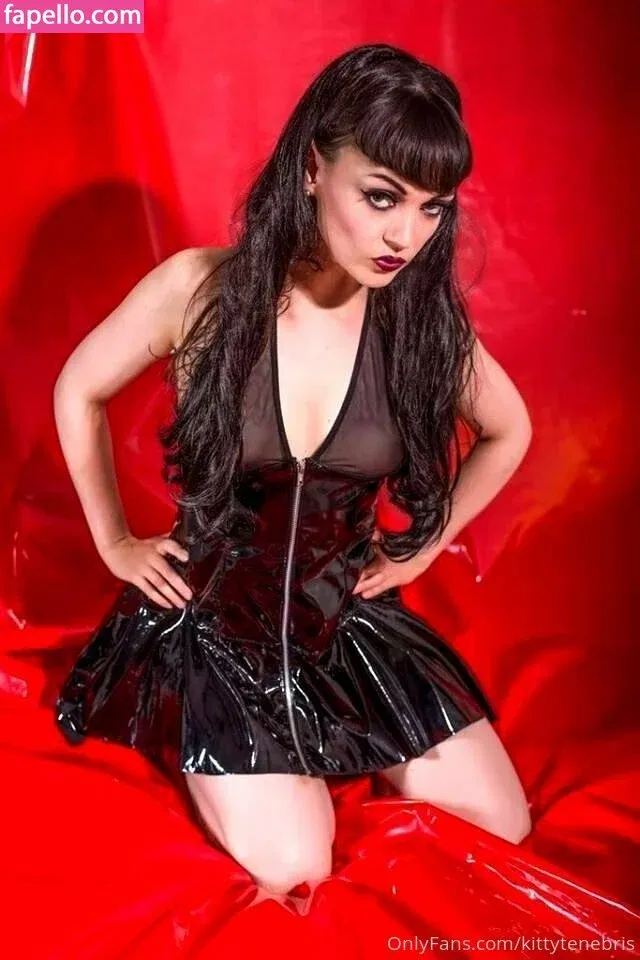 kittytenebris / kittytenebris_entmt Onlyfans Photo Gallery 