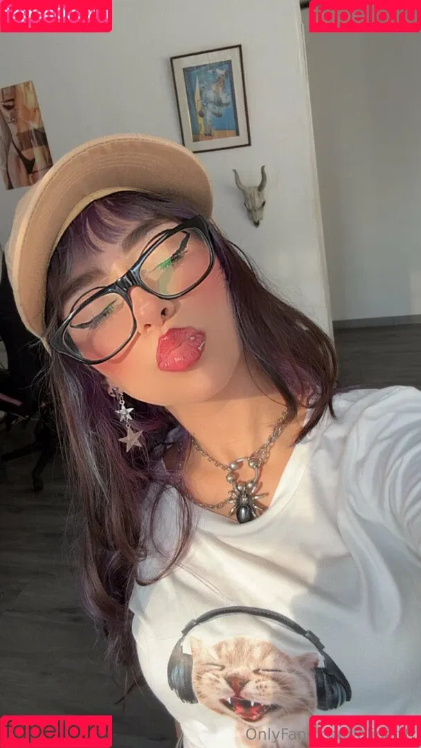 elipetitt / elipetitt_ Onlyfans Photo Gallery 