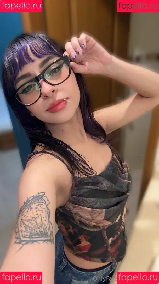 elipetitt / elipetitt_ Onlyfans Photo Gallery 