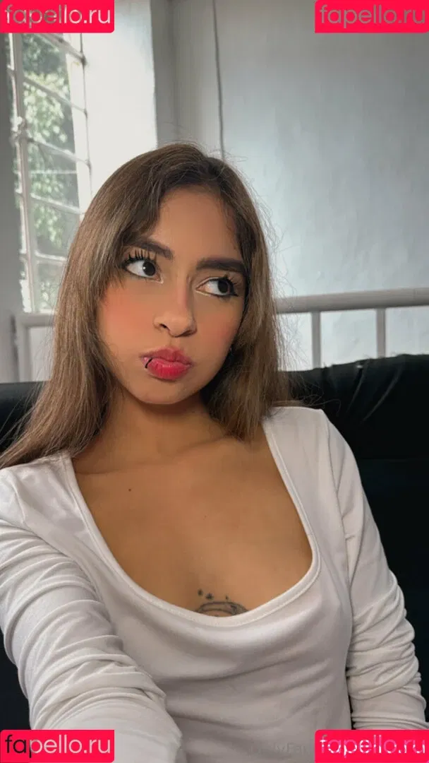 elipetitt / elipetitt_ Onlyfans Photo Gallery 