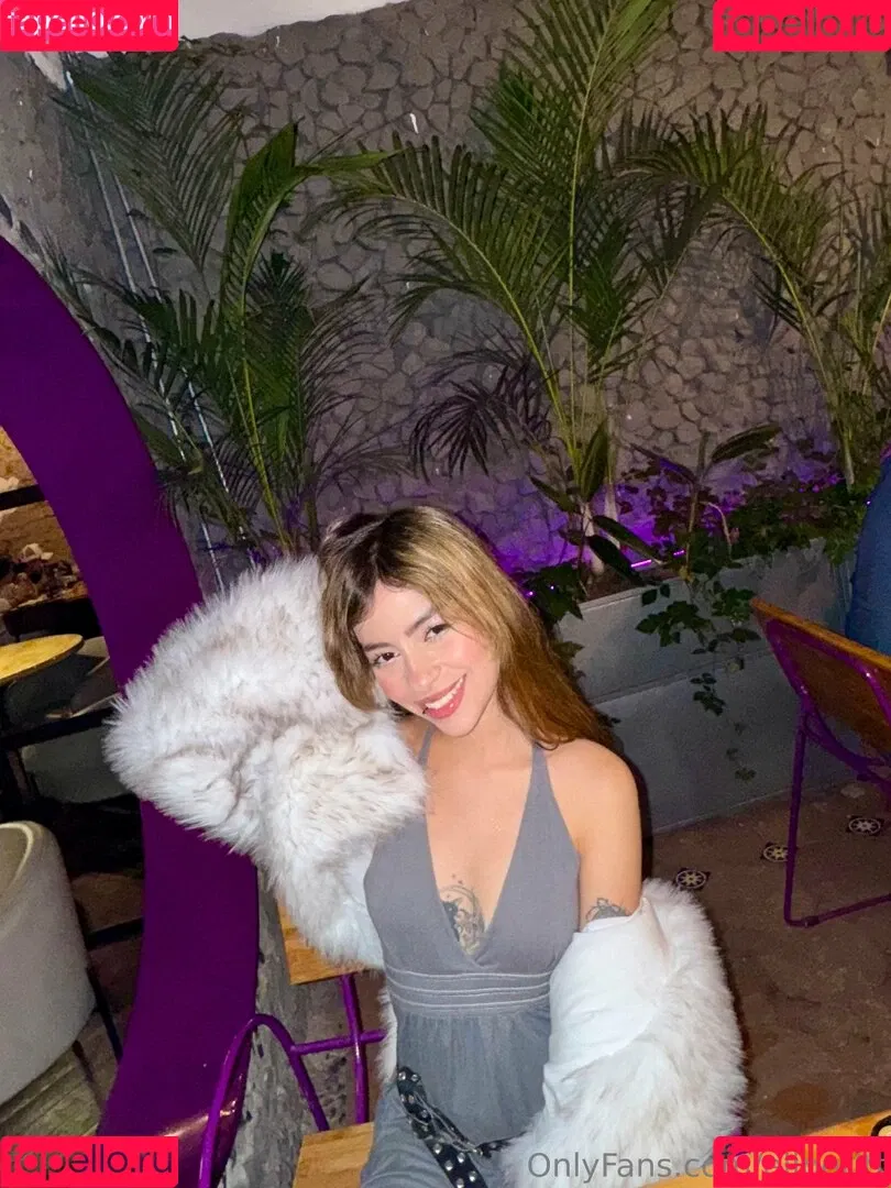 elipetitt / elipetitt_ Onlyfans Photo Gallery 