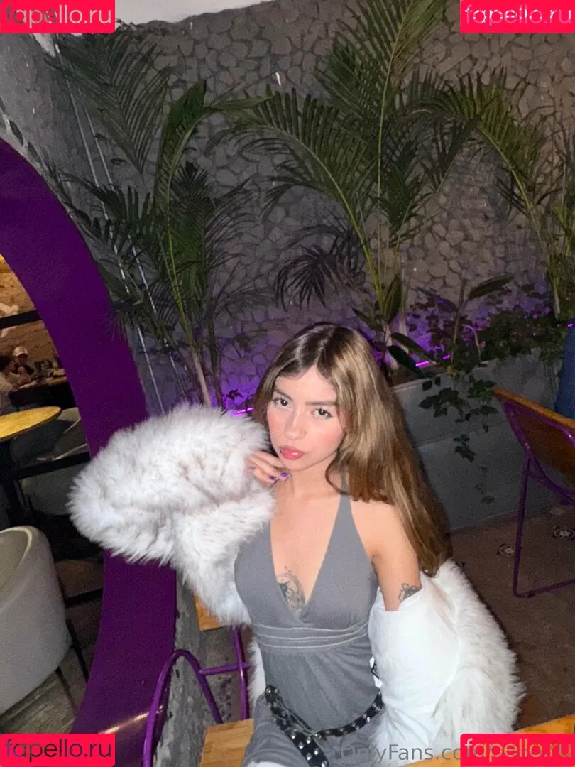elipetitt / elipetitt_ Onlyfans Photo Gallery 