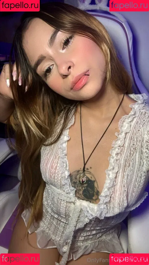 elipetitt / elipetitt_ Onlyfans Photo Gallery 