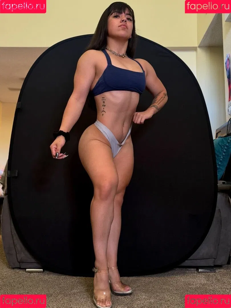 corona.michelle.llamas / michellellamascorona / michllamascorona Onlyfans Photo Gallery 